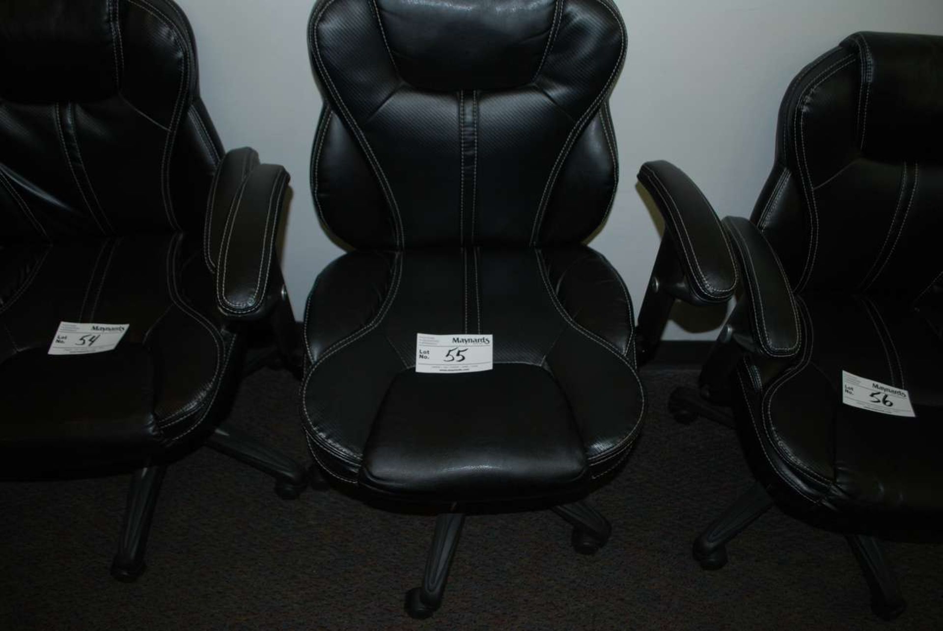 Black leather gas lift chair