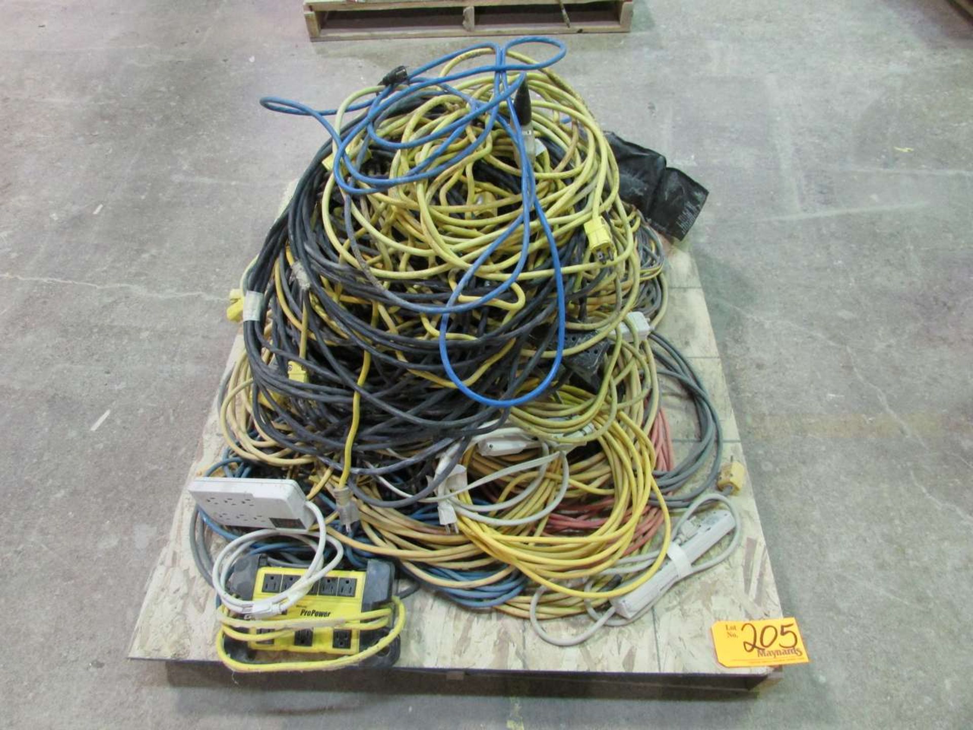 Pallet of Assorted Extension Cords