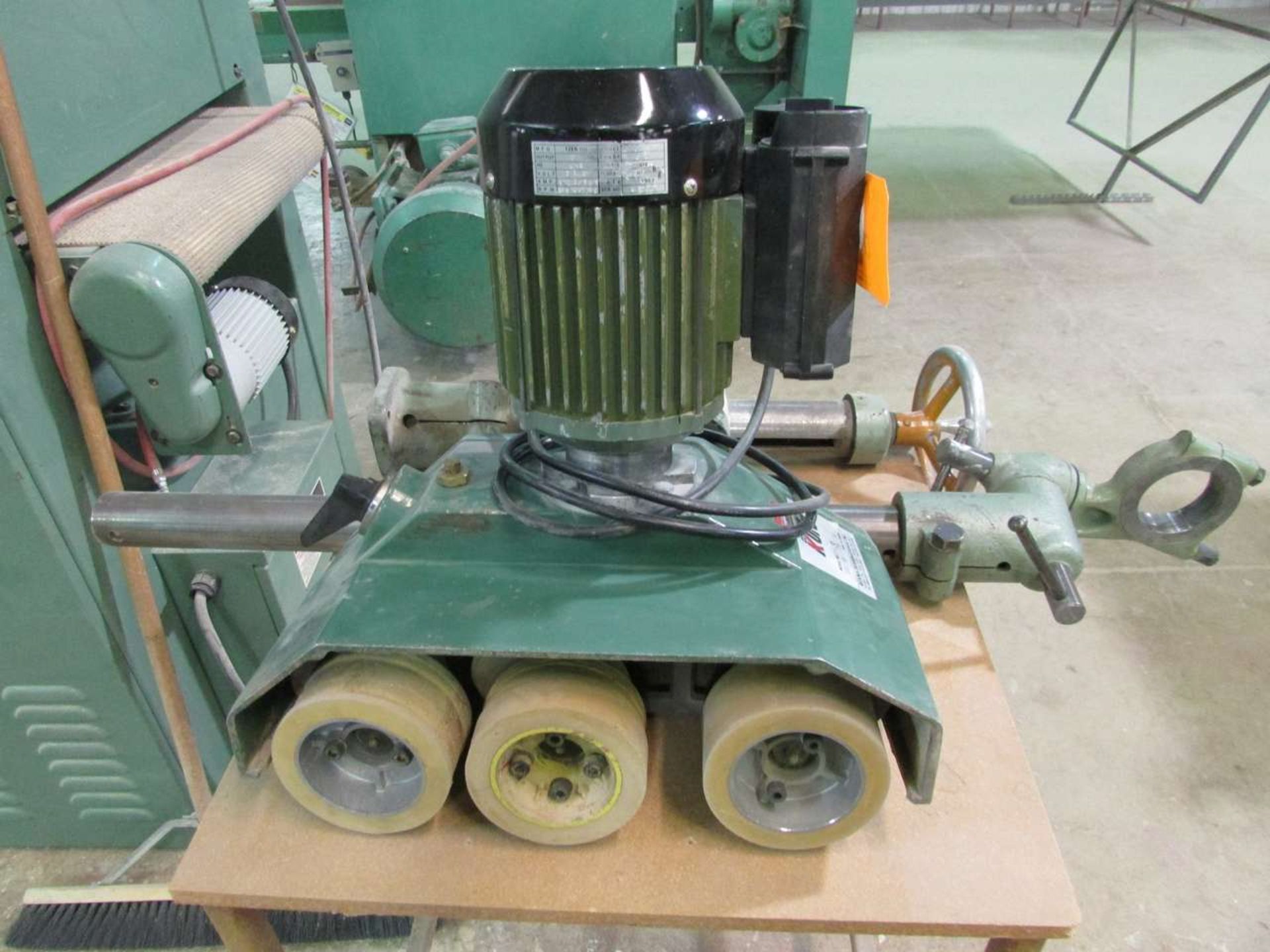 Rexma SK-32FD Material Feeder - Image 2 of 2