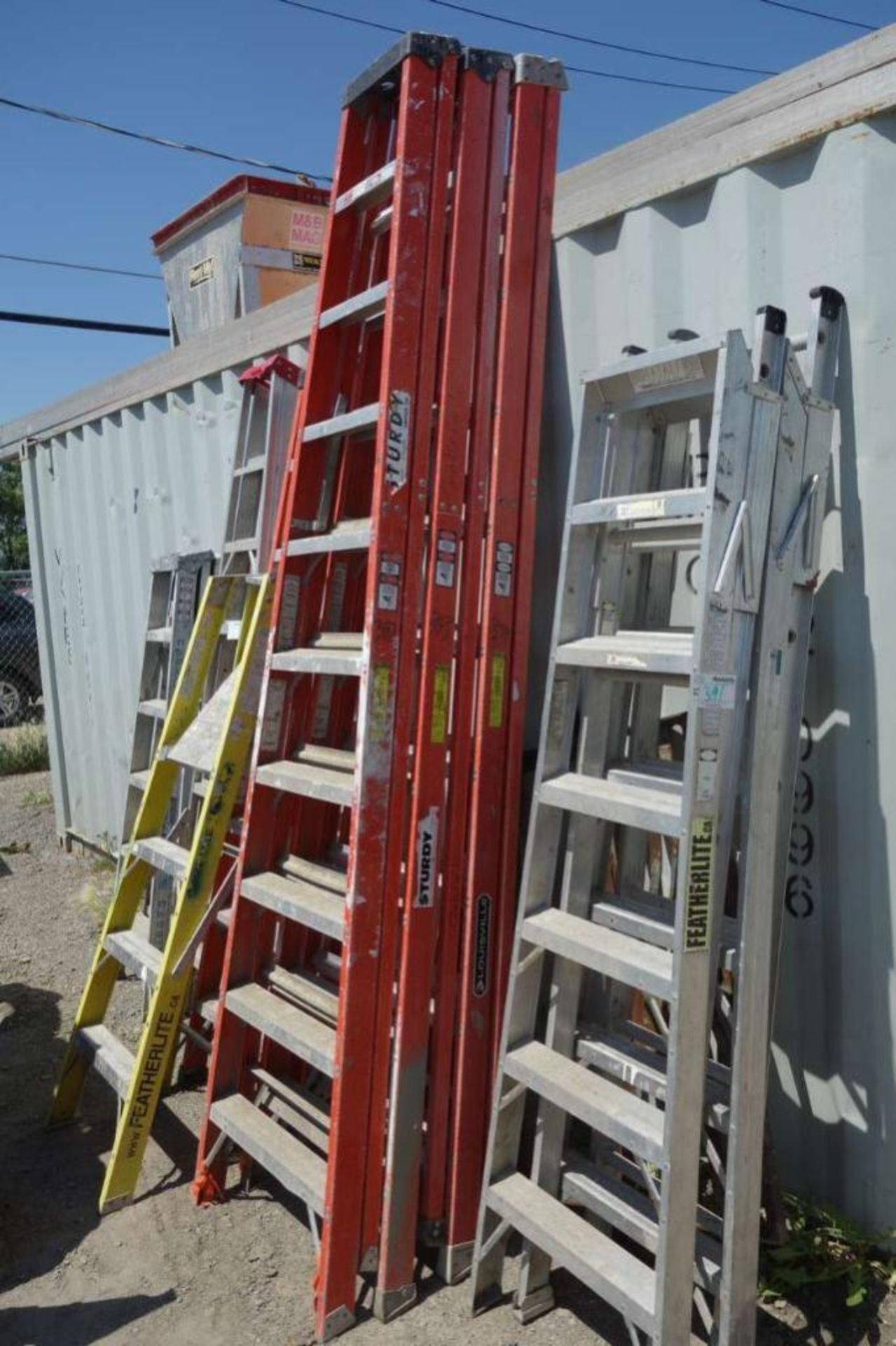 10' Fiberglas Ladder