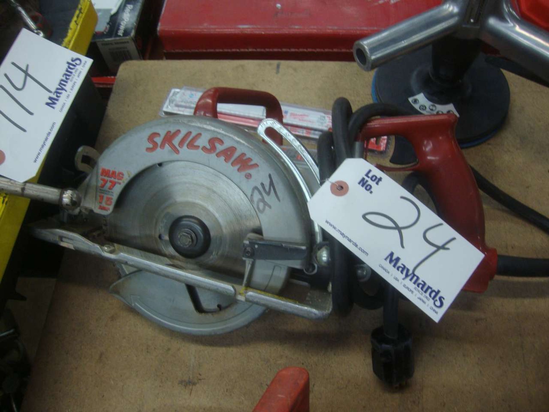 Skilsaw SHD77 worm gear saw