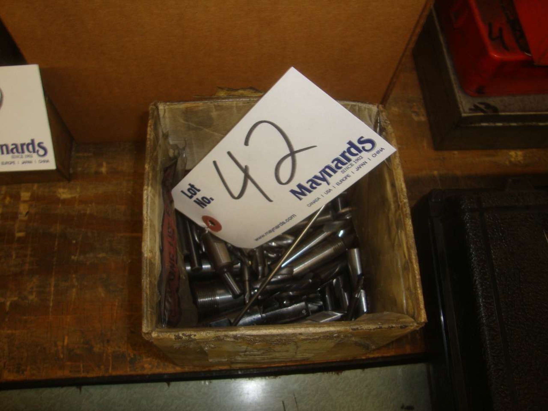 Box of mill cutters