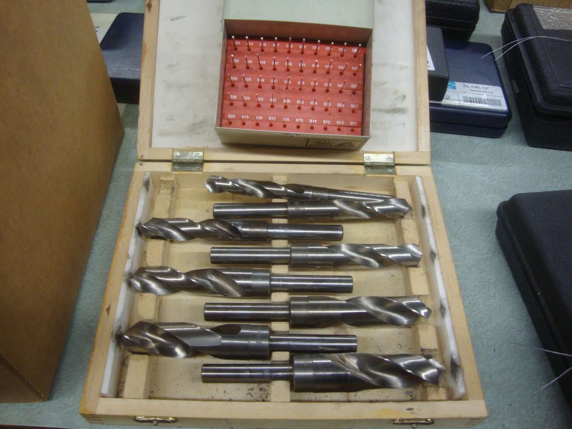 Bvermont Gauge and drill bits