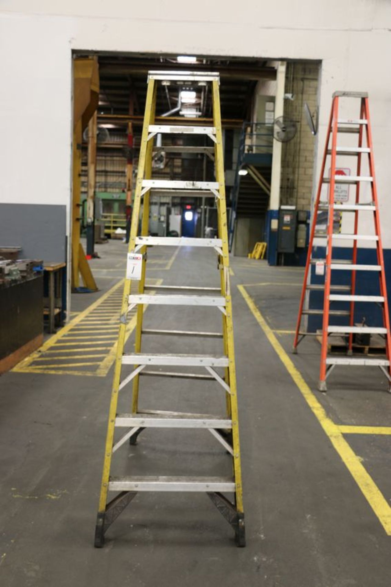 12 ft. Warner ladder - Image 3 of 4