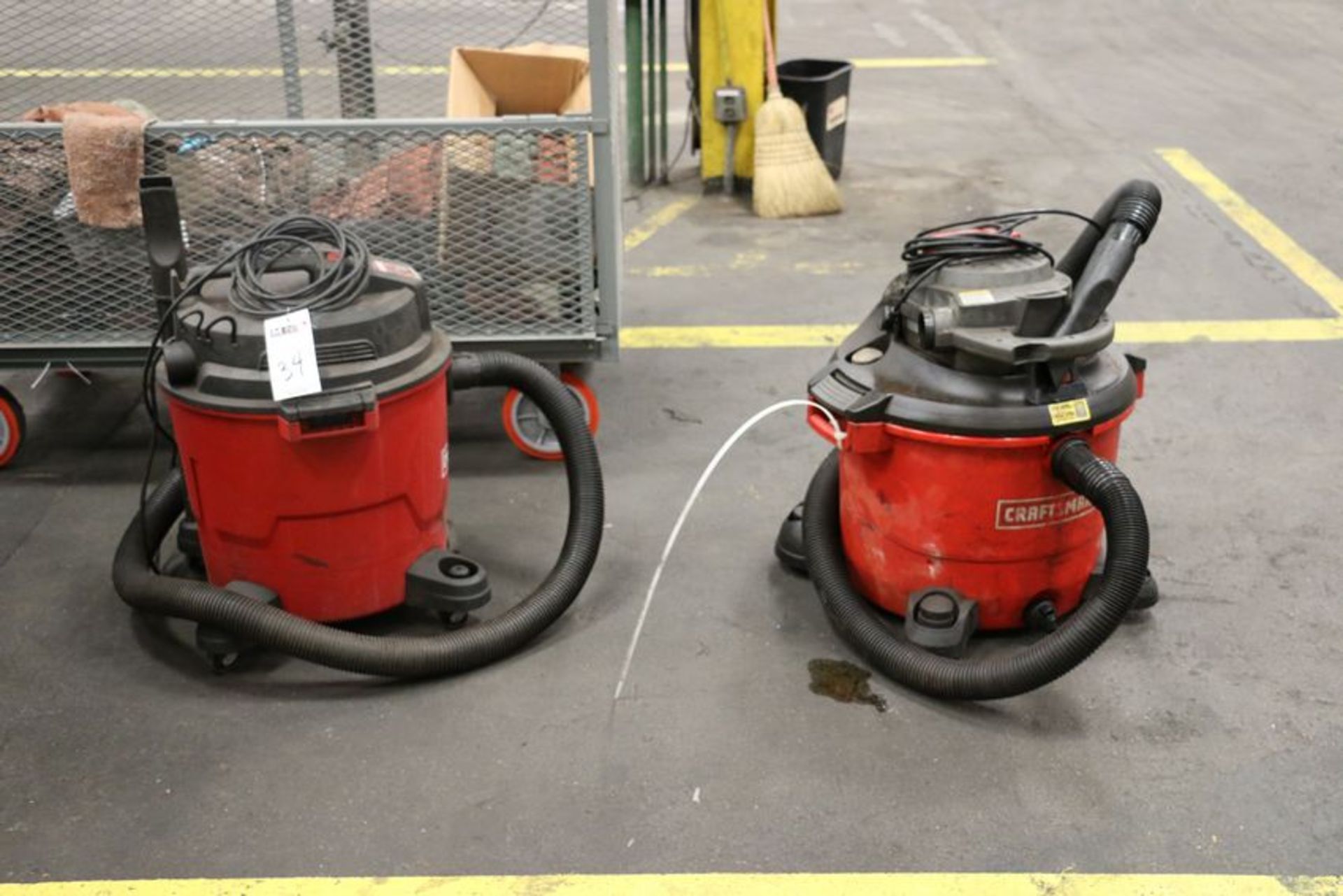 (2) Craftmans power vacuums - Image 5 of 5