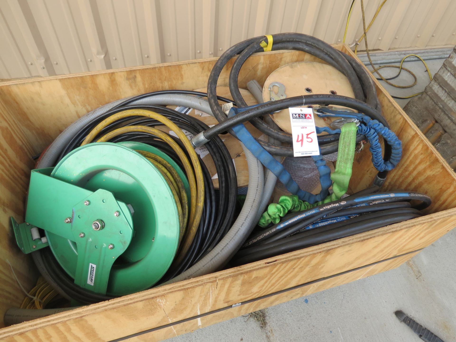 Hose & Air Reel in box - Image 2 of 2