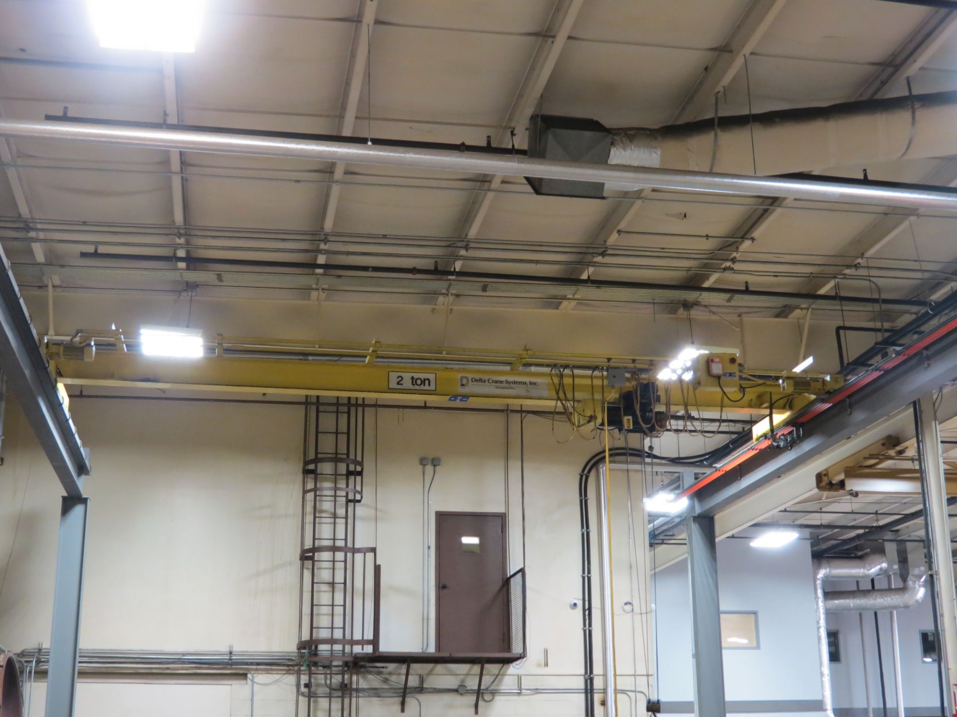 2 Ton Delta Gantry Crane, Free Standing, 25' Span, 53' runway, 16' under hook - Image 3 of 4