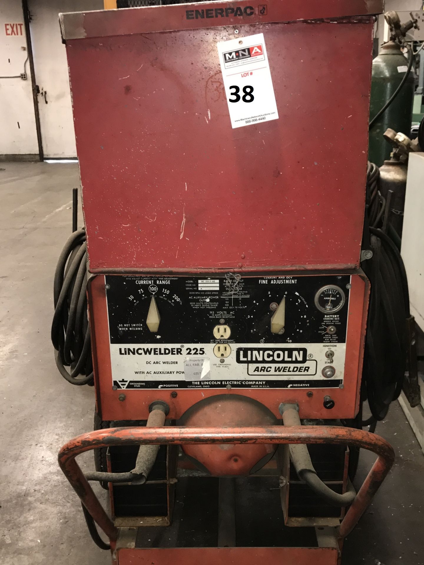 Lincoln Engine Driven Welder/Generator - Lincwelder 225; Model DC-225/3-AS; Gasoline Engine Driven