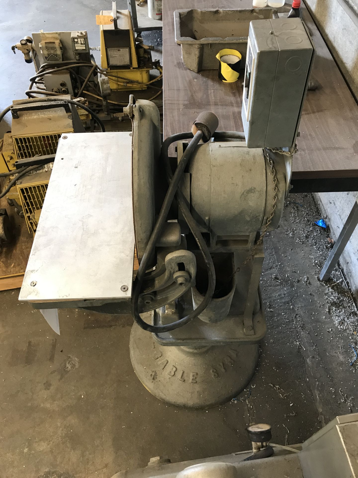 Porter Cable Disc Sander; Model D-1; 15" Disc; 21" x9" Tilting Table; - Image 2 of 4