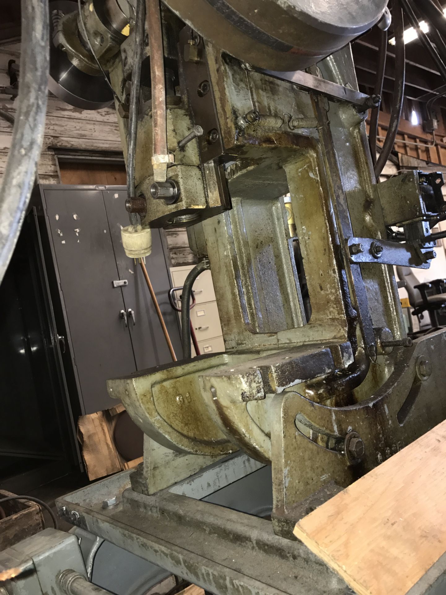 Kenco 8 Ton Punch Press; Model 8-101; Serial 67-015 - Image 3 of 4