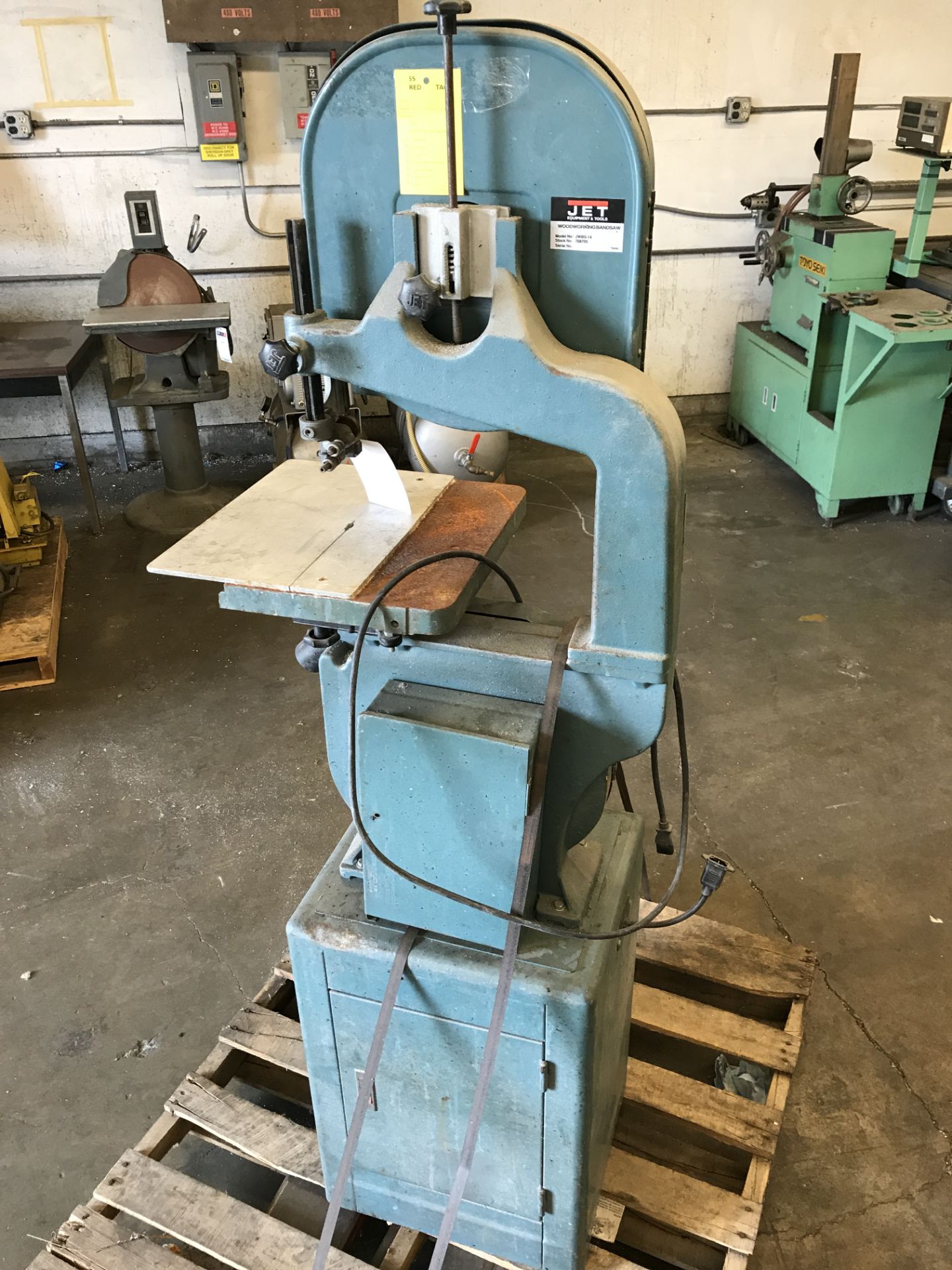 JET 14" Bandsaw; Model JWBS-14; Serial #5128528; - Image 3 of 5