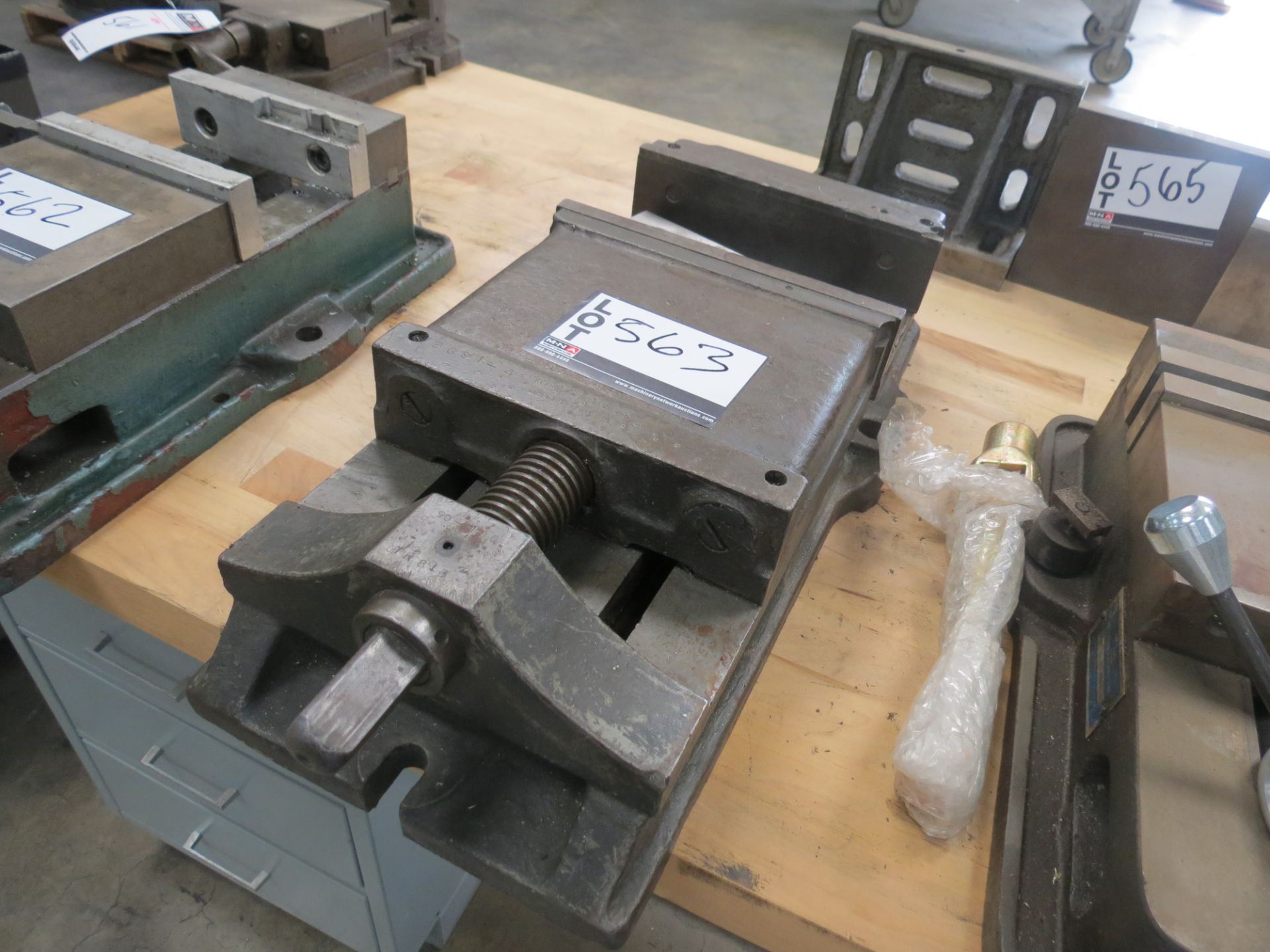 MILL VISE