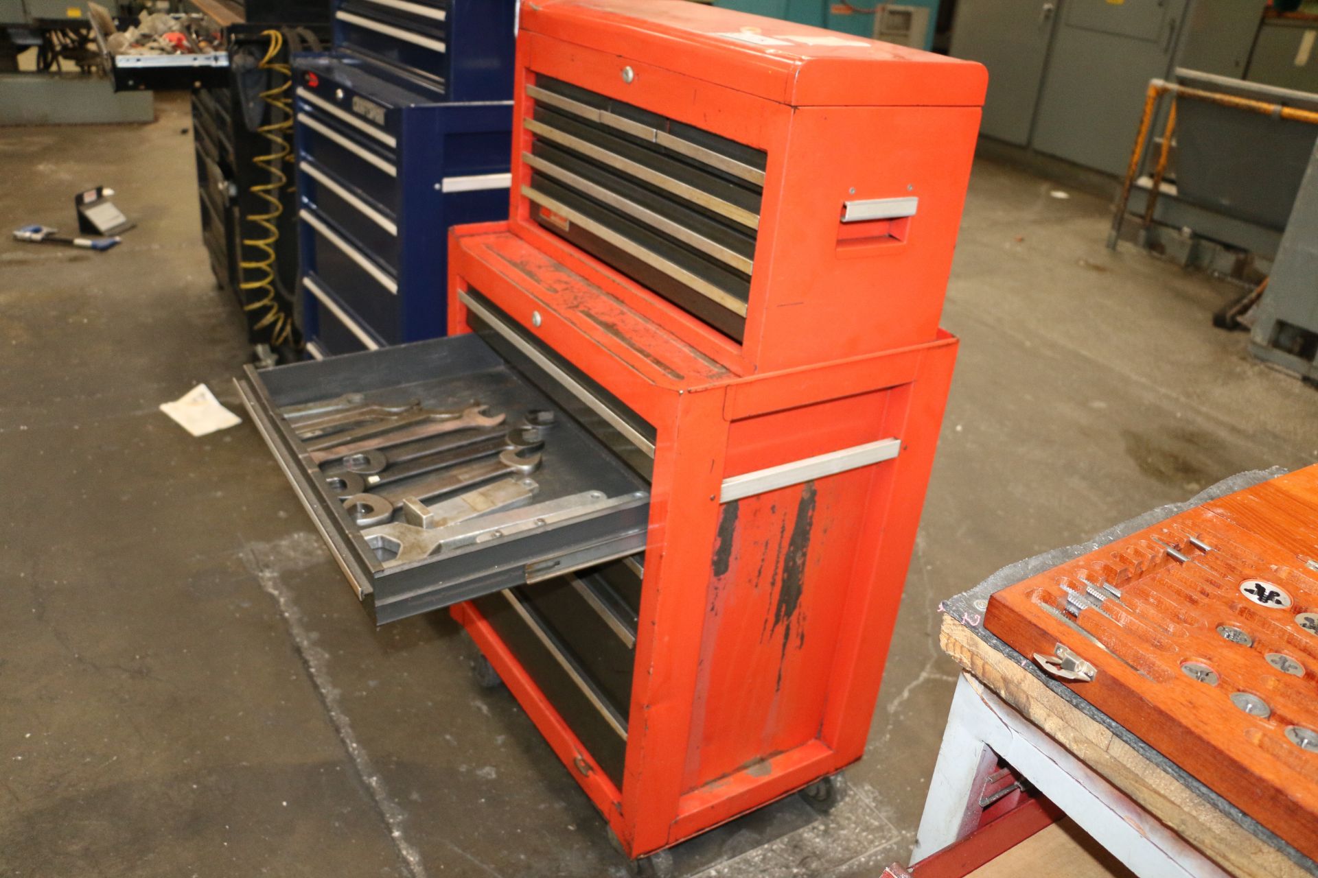 CRAFTSMAN HD TOOL BOX