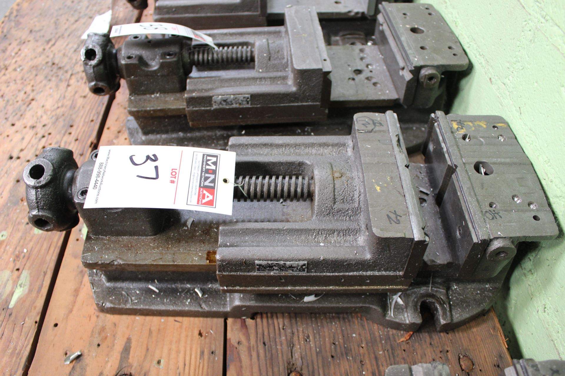 8 IN. MILL VISE - Image 2 of 3