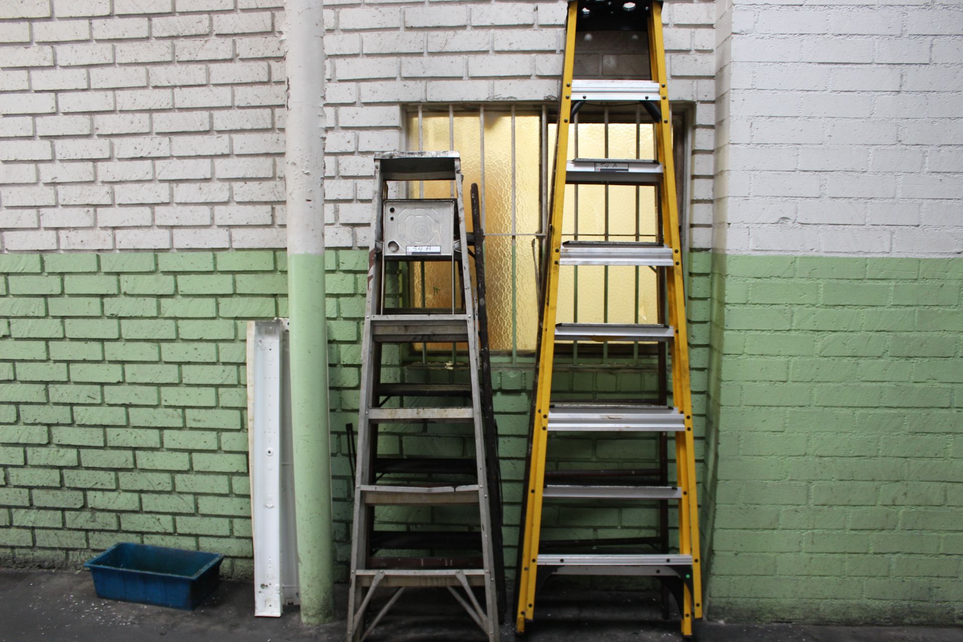 ASSORTED LADDERS - Image 2 of 3