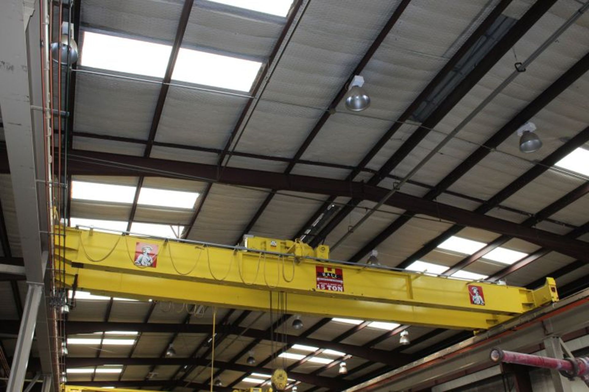 15 TON 40FT SPAND OVER HEAD CRANE W. 15 TON HOIST - Image 3 of 6