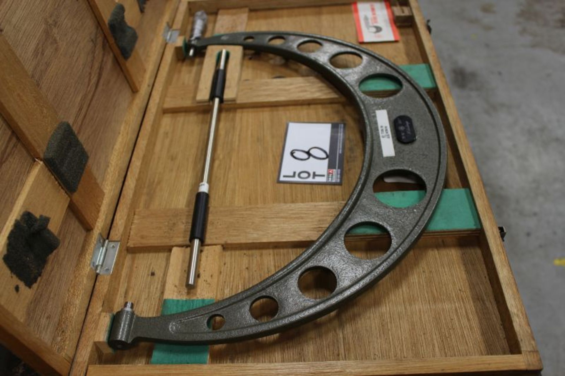 MITUTOYO 15" - 16" OUTSIDE MICROMETER - Image 2 of 4