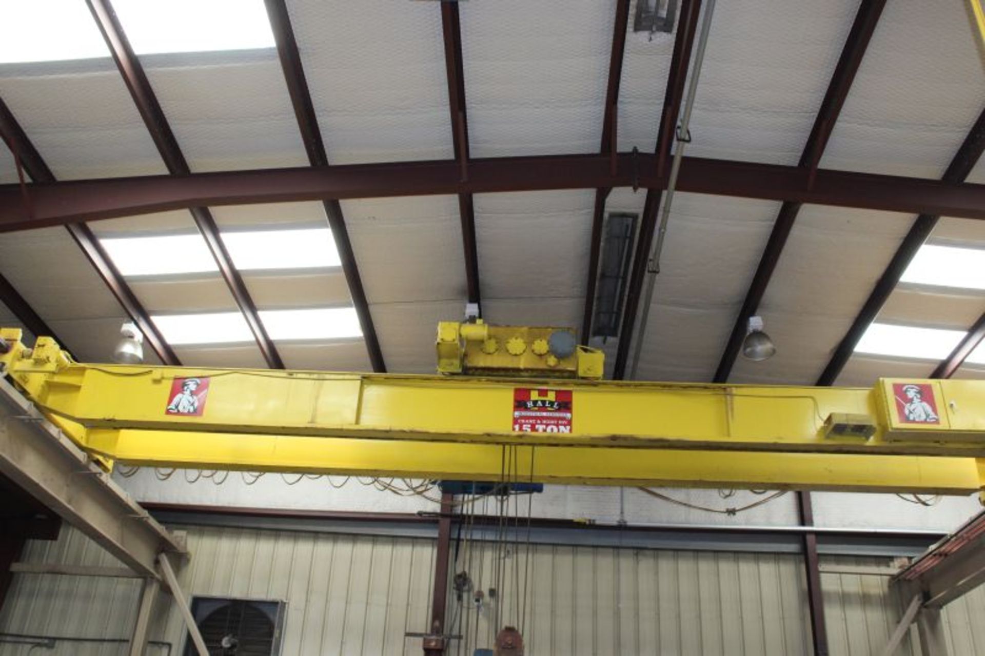 15 TON 40FT SPAND OVER HEAD CRANE W. 15 TON HOIST