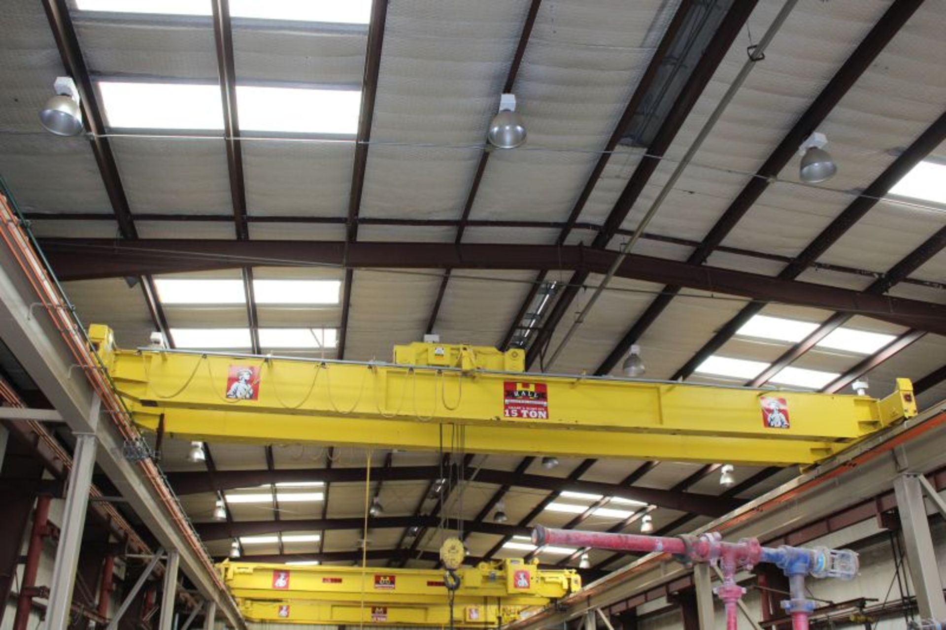 15 TON 40FT SPAND OVER HEAD CRANE W. 15 TON HOIST