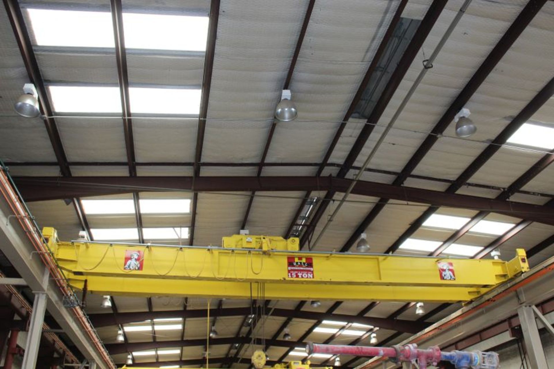 15 TON 40FT SPAND OVER HEAD CRANE W. 15 TON HOIST - Image 2 of 6