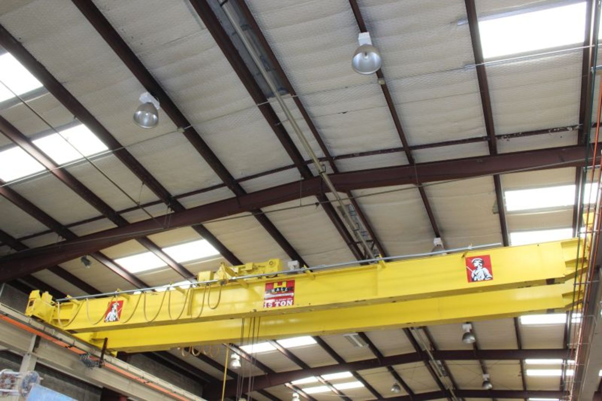 15 TON 40FT SPAND OVER HEAD CRANE W. 15 TON HOIST - Image 4 of 6