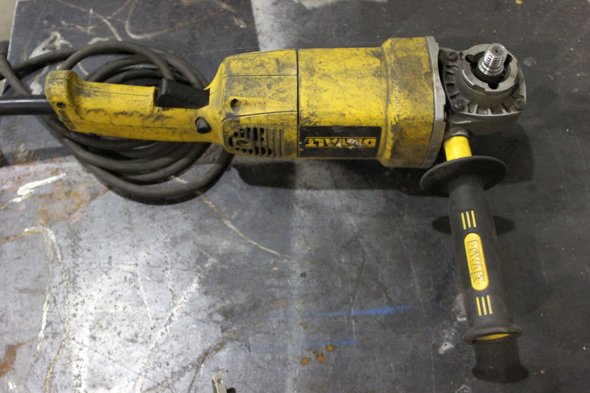 DEWALT 5" ANGLE GRINDER, DW831, S/N 880475 - Image 2 of 4