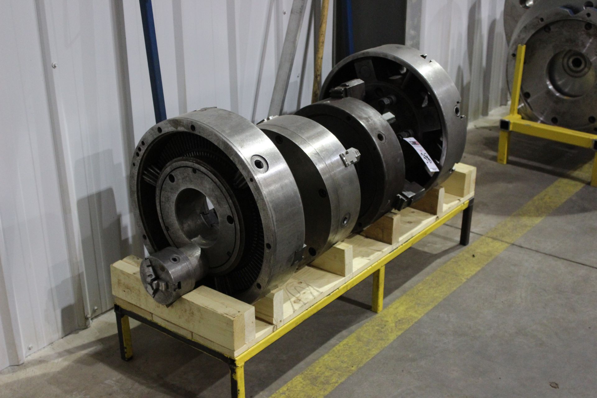 5" 3 JAW CHUCK, 20" 3 JAW CHUCK, 16" 4 JAW CHUCK, 16" 3 JAW CHUCK, 20" 4 JAW CHUCK, 8" 3 JAW CHUCK - Image 3 of 4