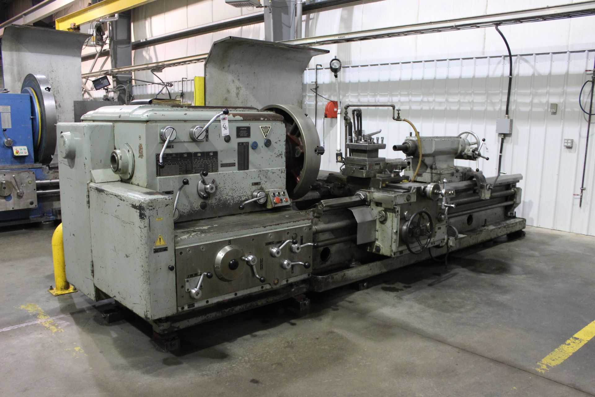 32” x 108” Stanko 1M64 Engine Lathe, taper attachment, 4-J chuck, tool post, pwr carriage - Image 2 of 5