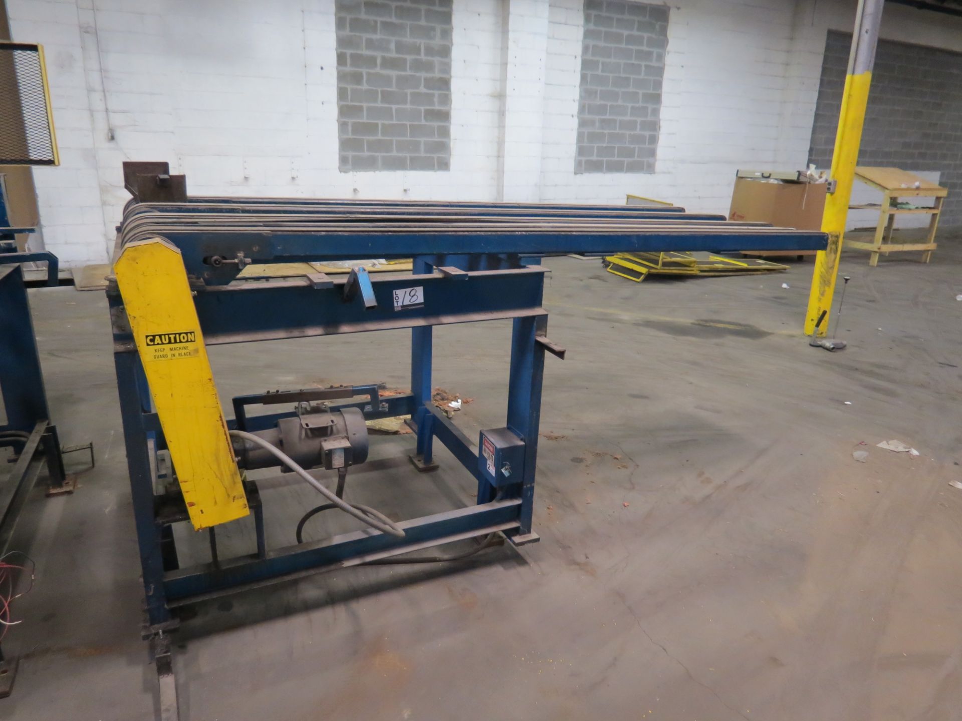 Part Conveyor and Manipulator, 40'' W x 108'' L wrok area, 5 belts, 1 HP motor - Image 2 of 4