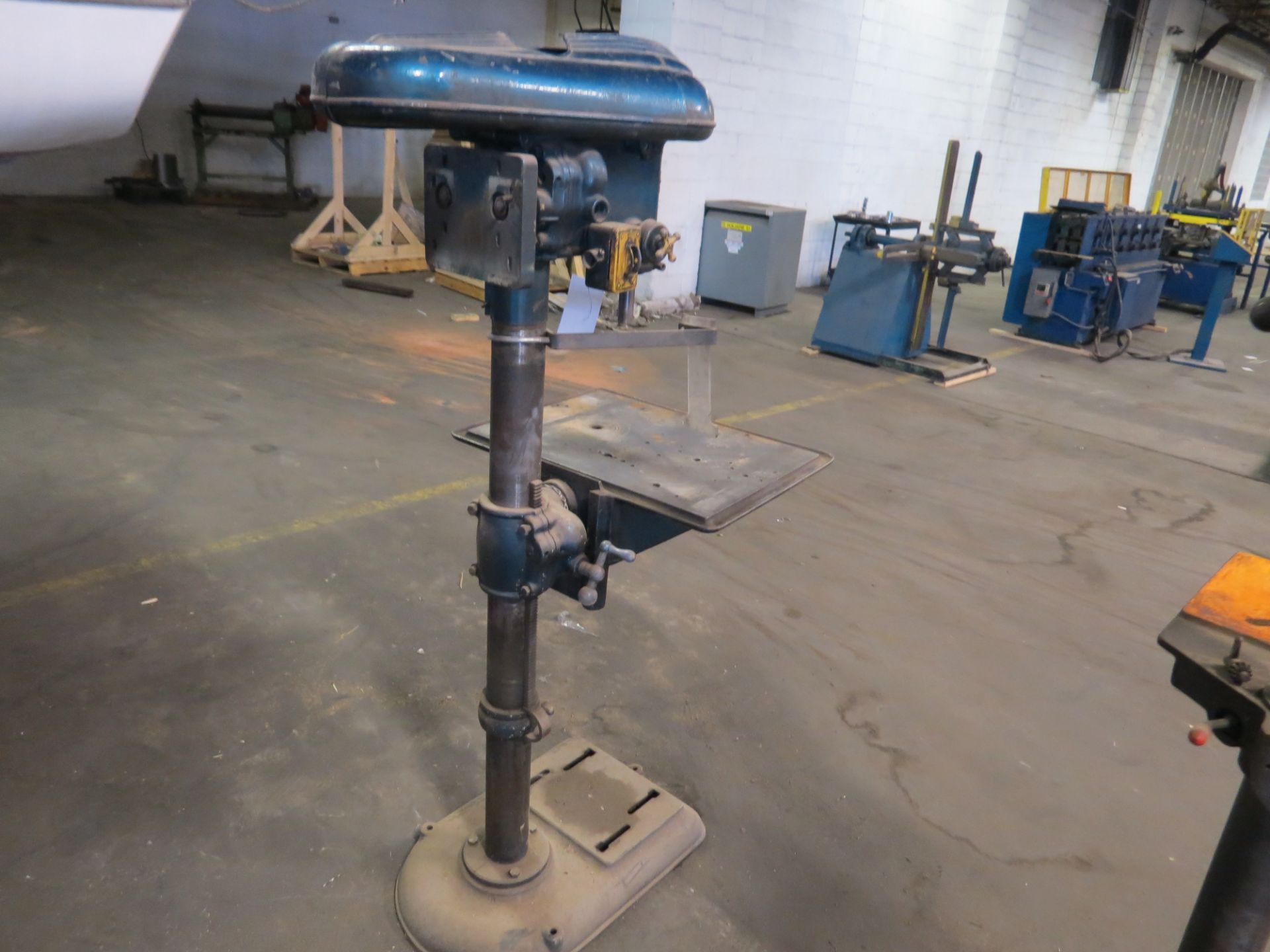 Delta Drill Press ( NO MOTOR ) - Image 4 of 4