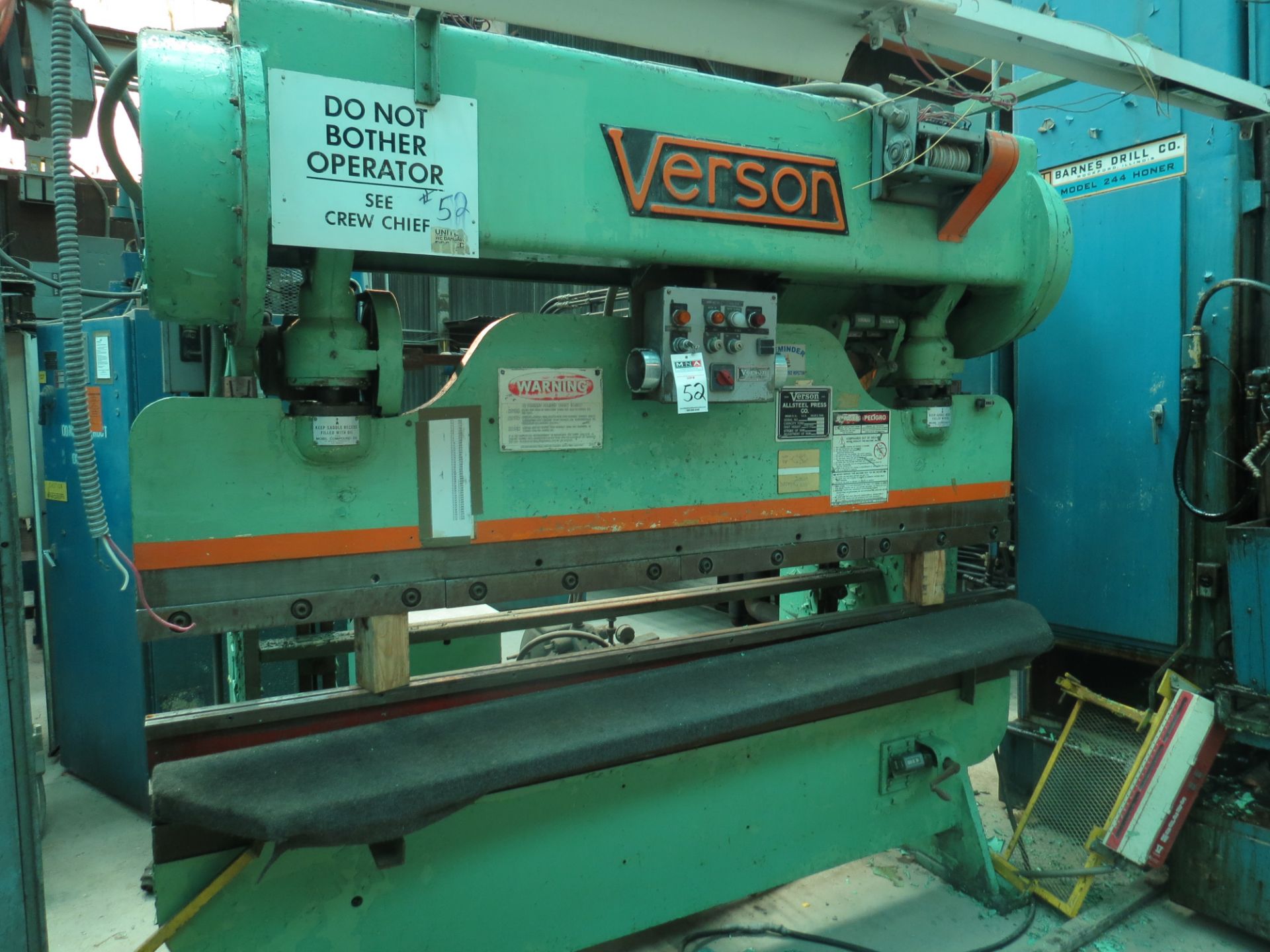 Verson 50 Ton 8 FT Press Brake W/ 12 '' Shut Height w/2 1/2 '' stroke 4 '' ram adjustment w/ - Image 5 of 7