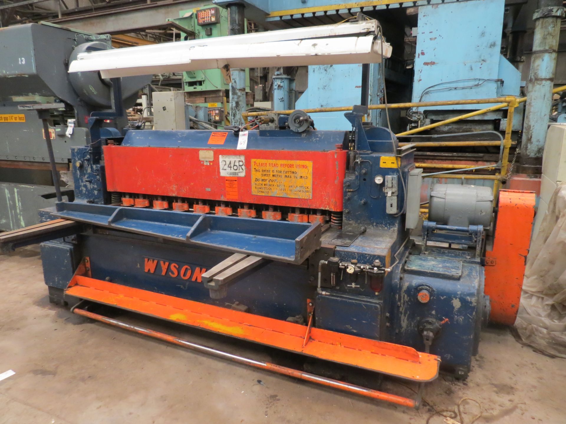 Wysong 1/4 6 FT Mechanical Shear W/ Back Gages Model Number 635 - Image 4 of 8