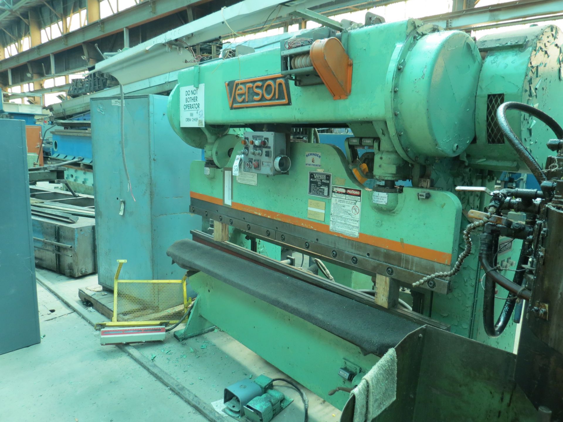 Verson 50 Ton 8 FT Press Brake W/ 12 '' Shut Height w/2 1/2 '' stroke 4 '' ram adjustment w/ - Image 6 of 7