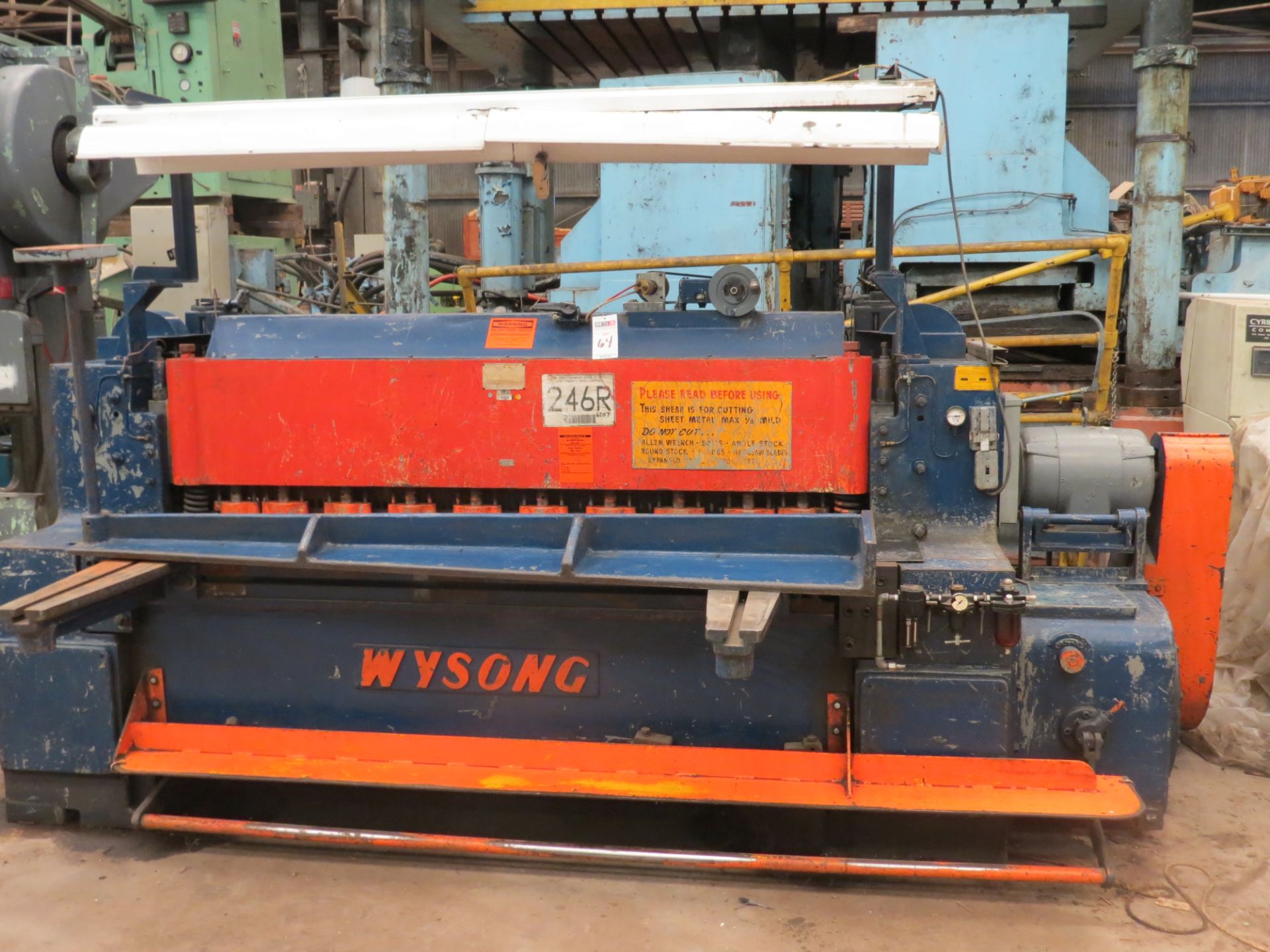 Wysong 1/4 6 FT Mechanical Shear W/ Back Gages Model Number 635 - Image 6 of 8