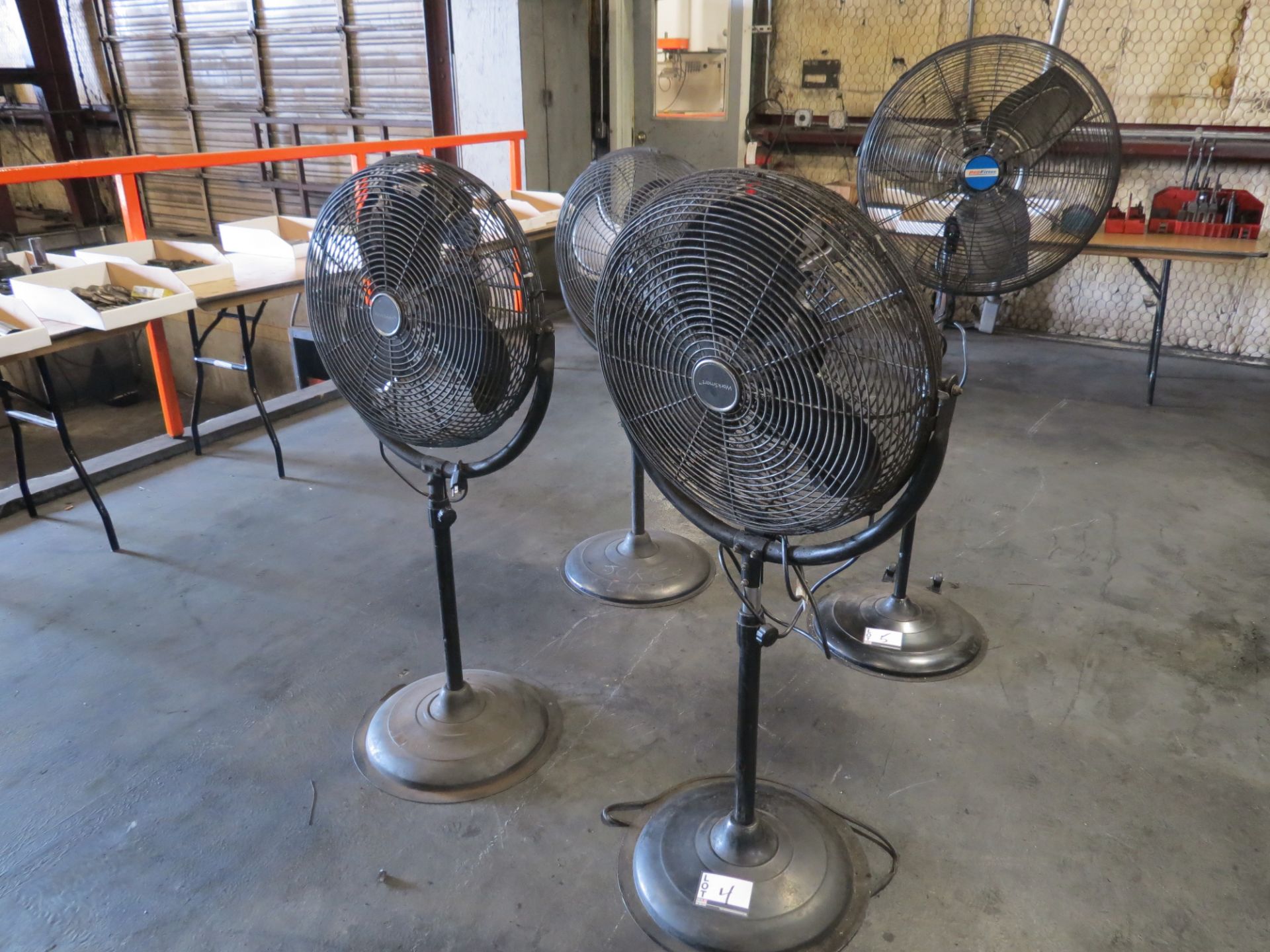 WORKSMART 18" PORTABLE FANS - Image 3 of 3