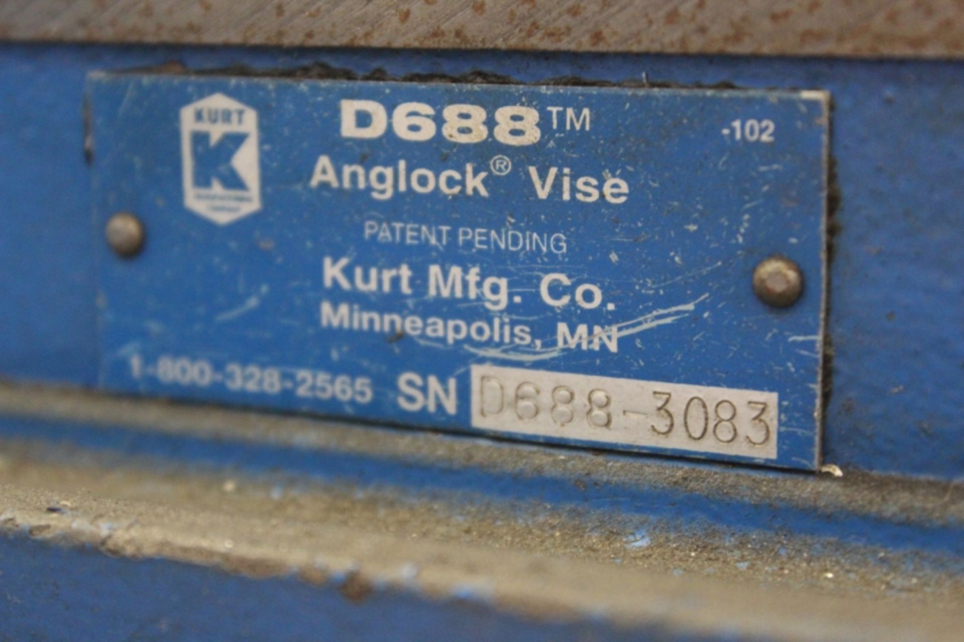 Kurt 6'' D-688 Mill Vise S/N D688-3083 - Image 3 of 3