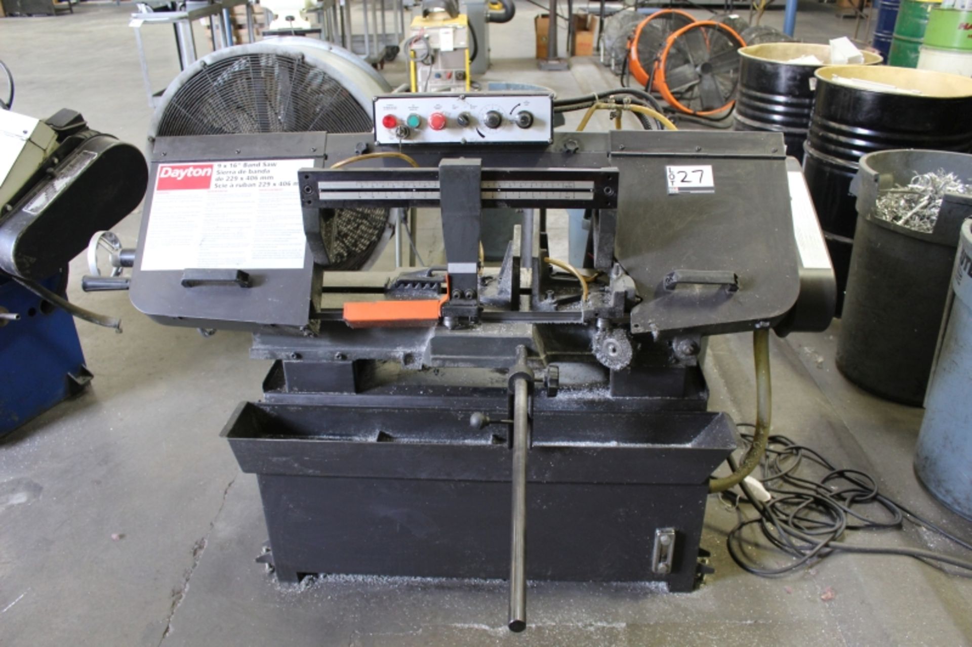 Dayton 9'' X 16'' Horizantal Band Saw S/N 041300016