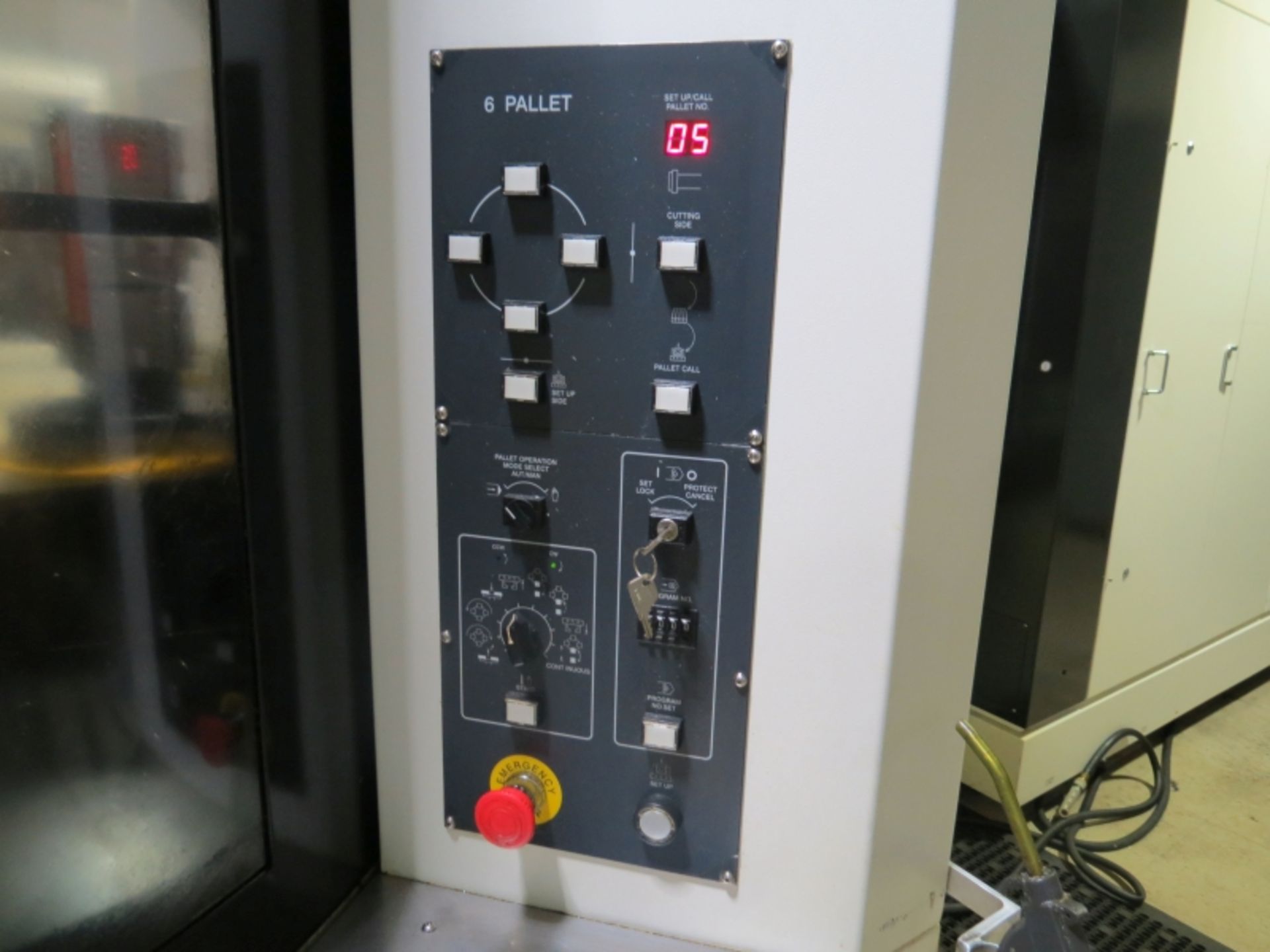 Akari HS-450i 6APC 4-Axis, Fanuc 31 Model A control - Image 3 of 8