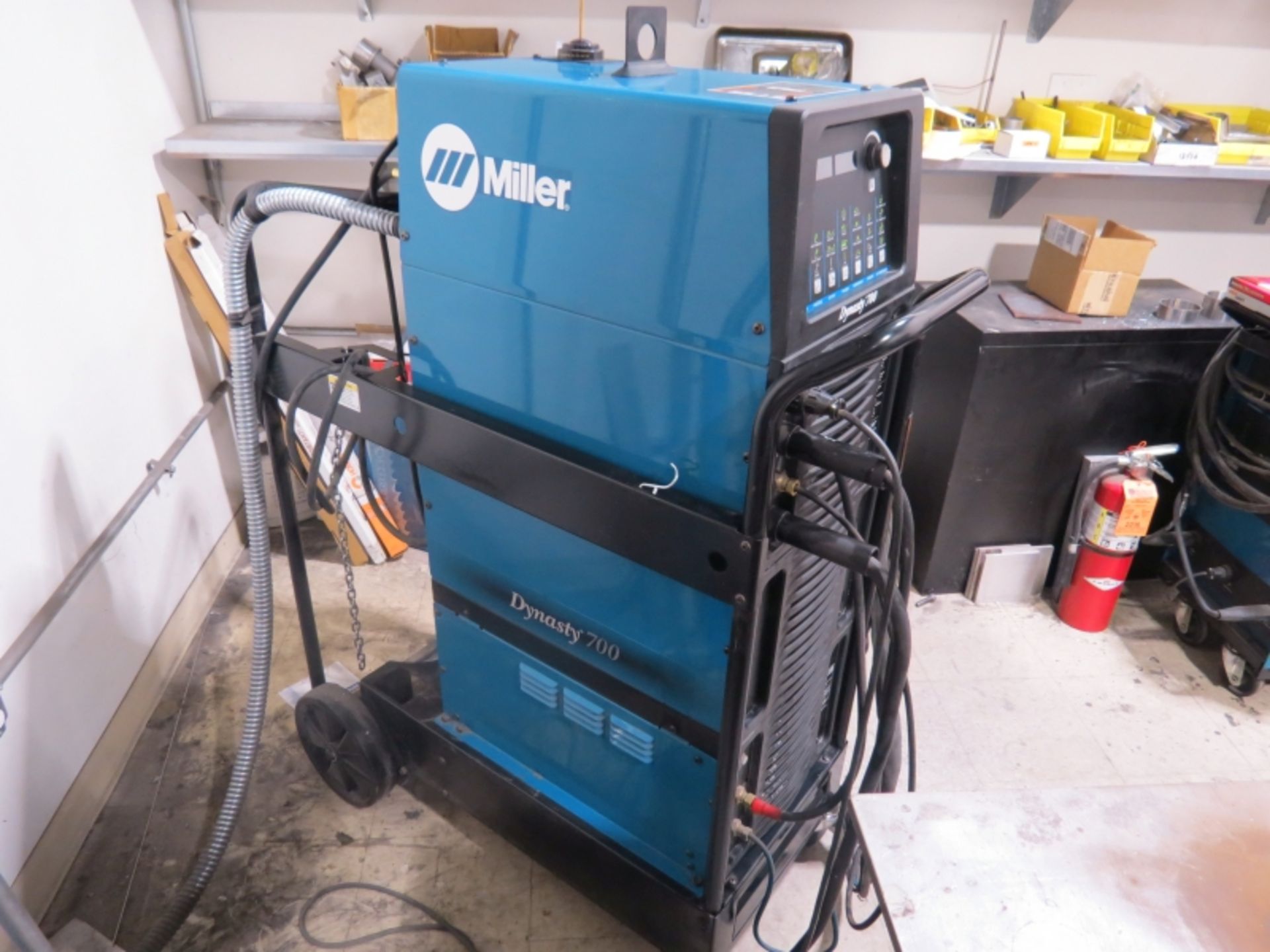 Miller Dynasty 700 Mig Welder - Bild 4 aus 5