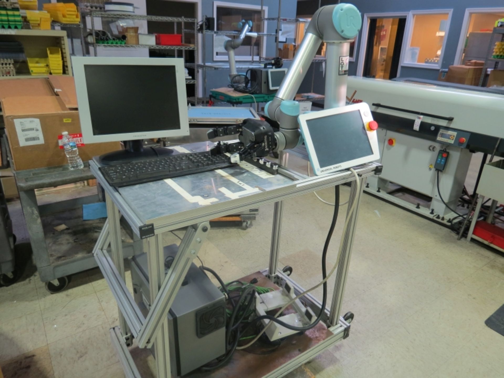 Universal Robots with Gripper Arm UR5 Max Payload 5KG *Over $40,000 new* *NEVER USED FOR PRODUCTION* - Image 2 of 7