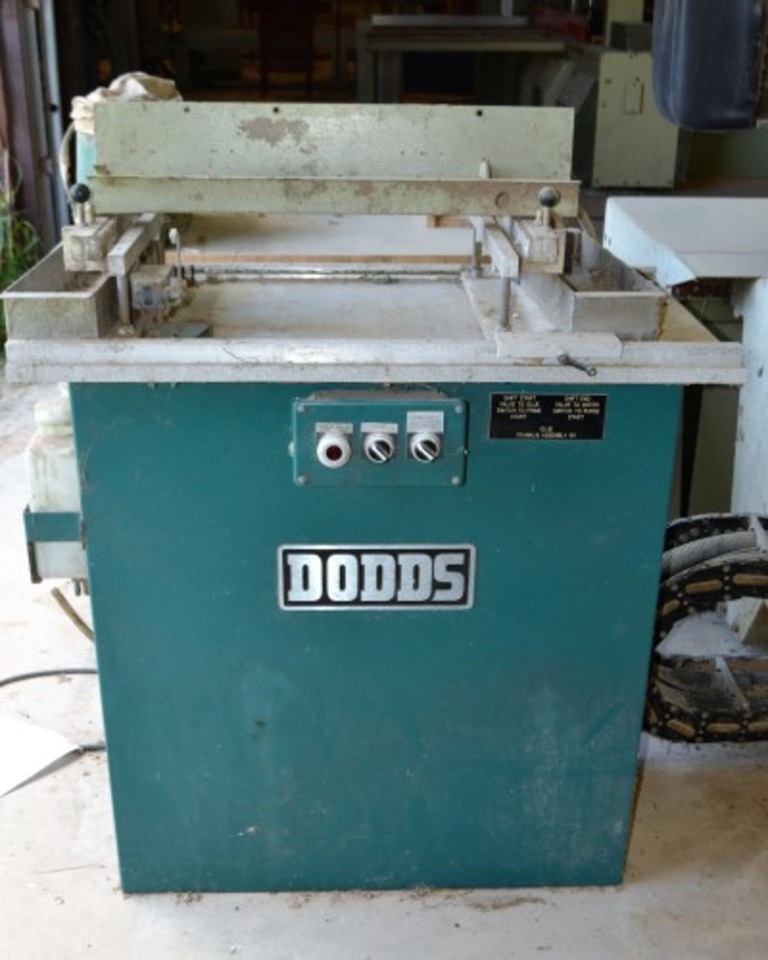 Dodds Glue Inserter