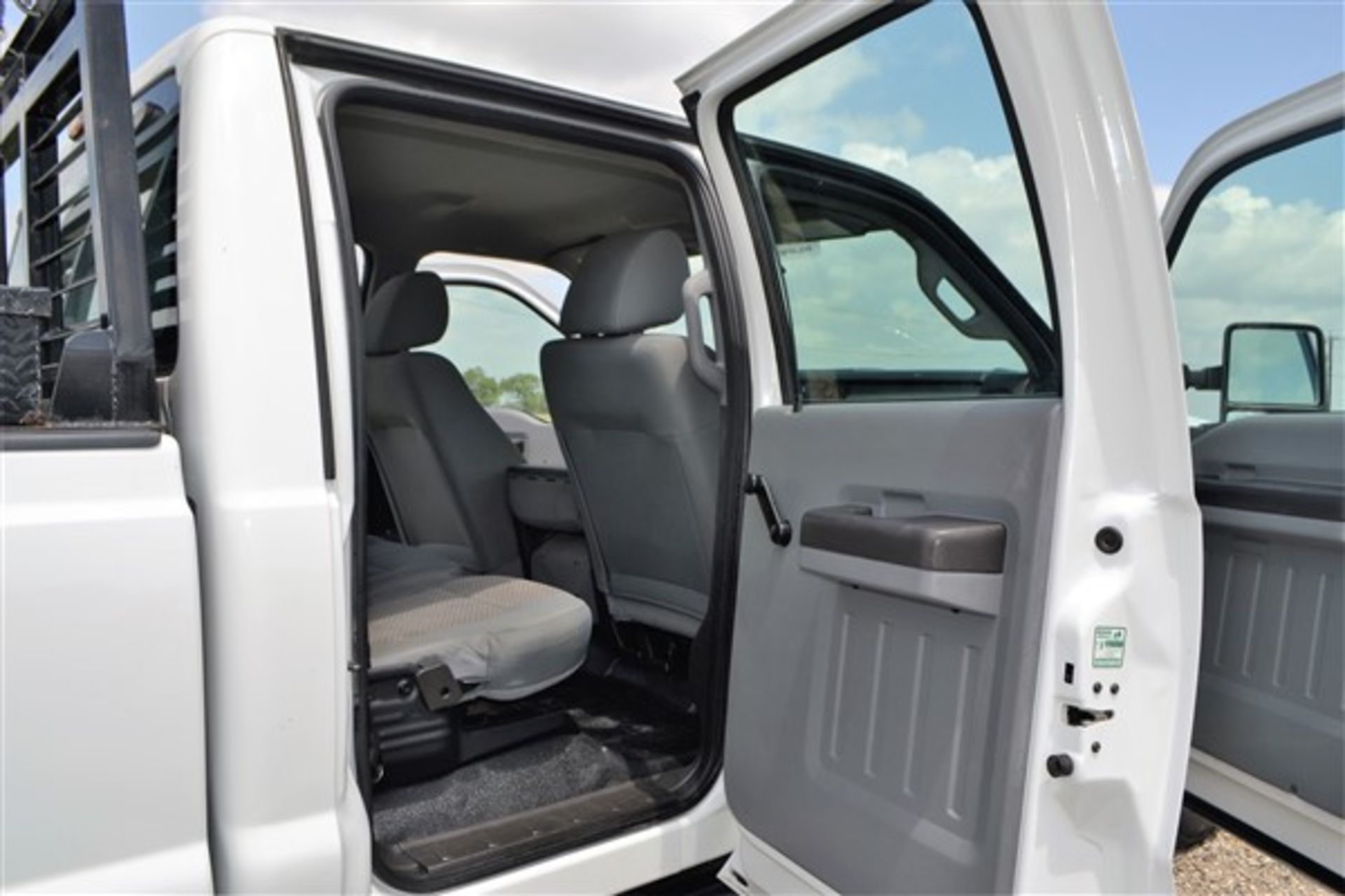 2011 Ford F250 - Image 8 of 19