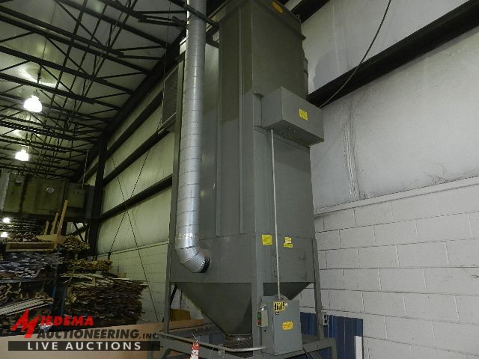 DUSTKOP FT40S51-A1-SP DUST COLLECTOR SYSTEM, S/N 8960 [BUYER RESPONSIBLE FOR REMOVAL. ALL LINE TO - Image 2 of 5