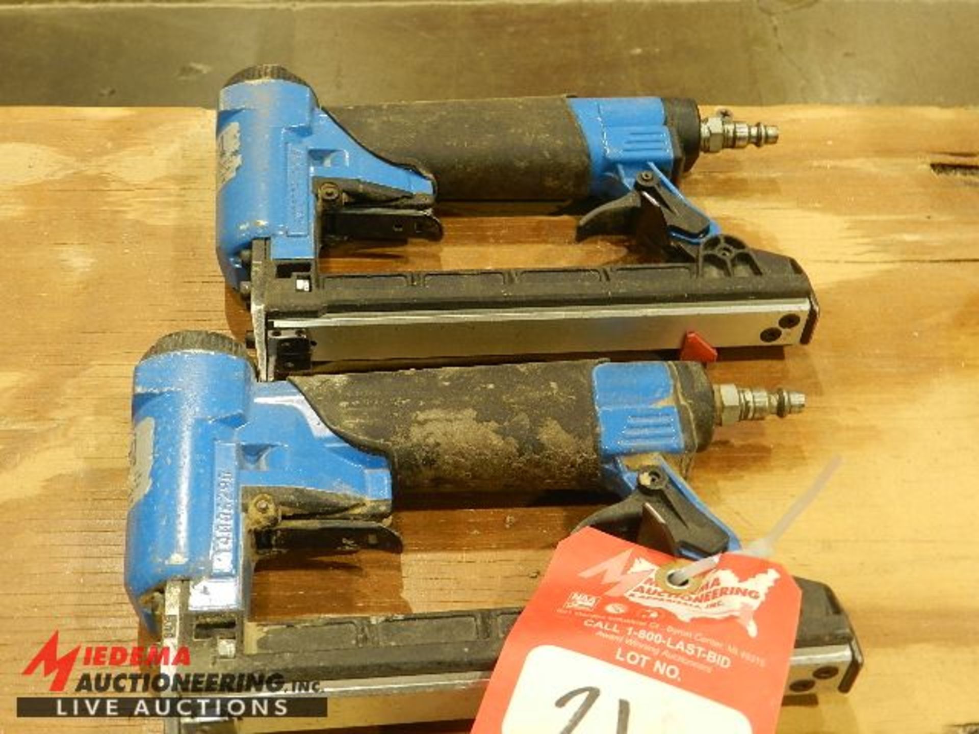 (2) FASCO F1B PNEUMATIC STAPLERS