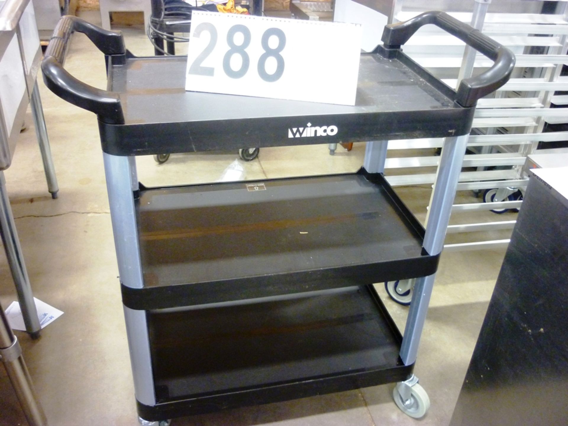 WINCO POLY BUSSING CART