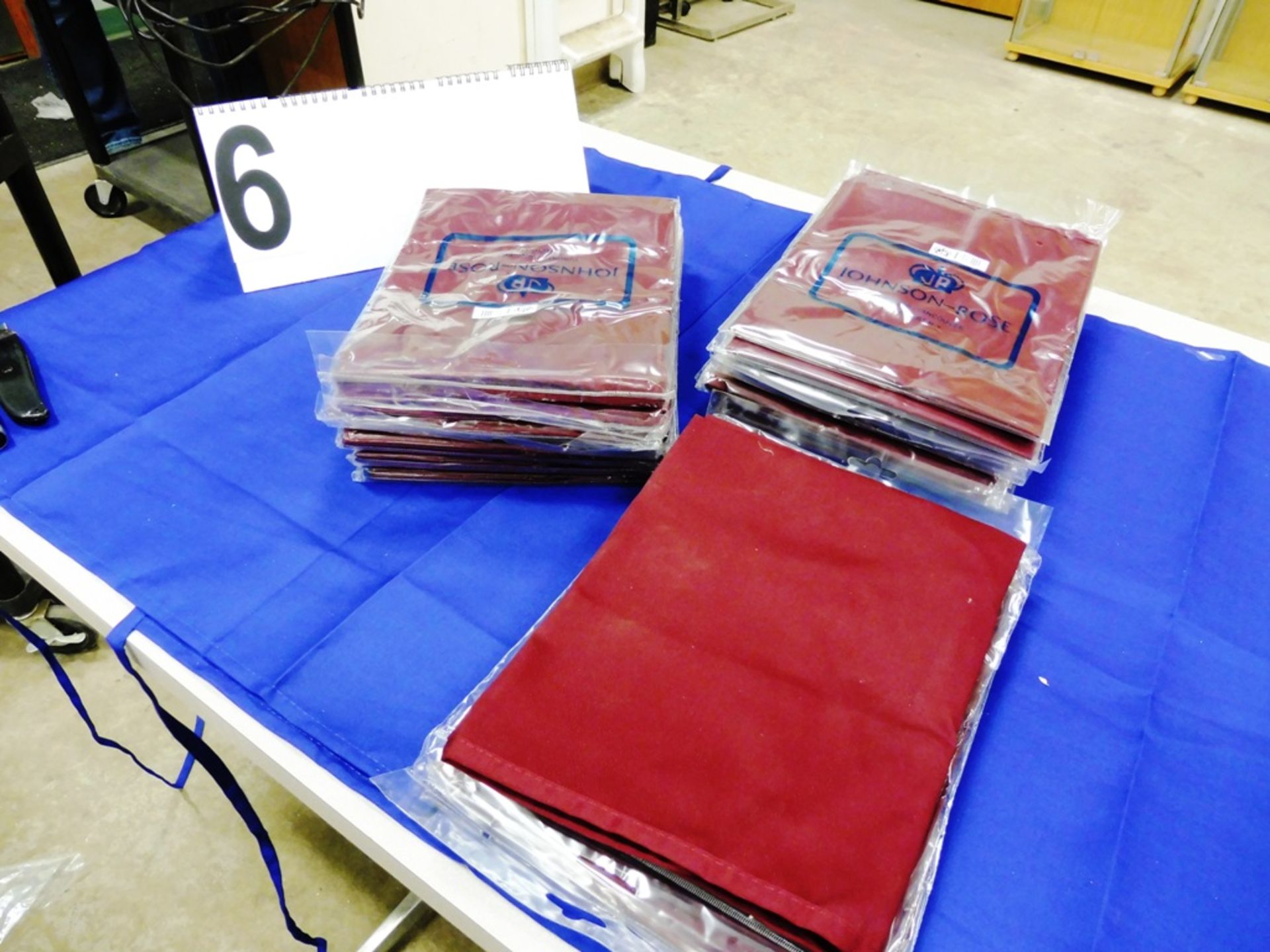 L/O 25-RED CLOTH APRONS