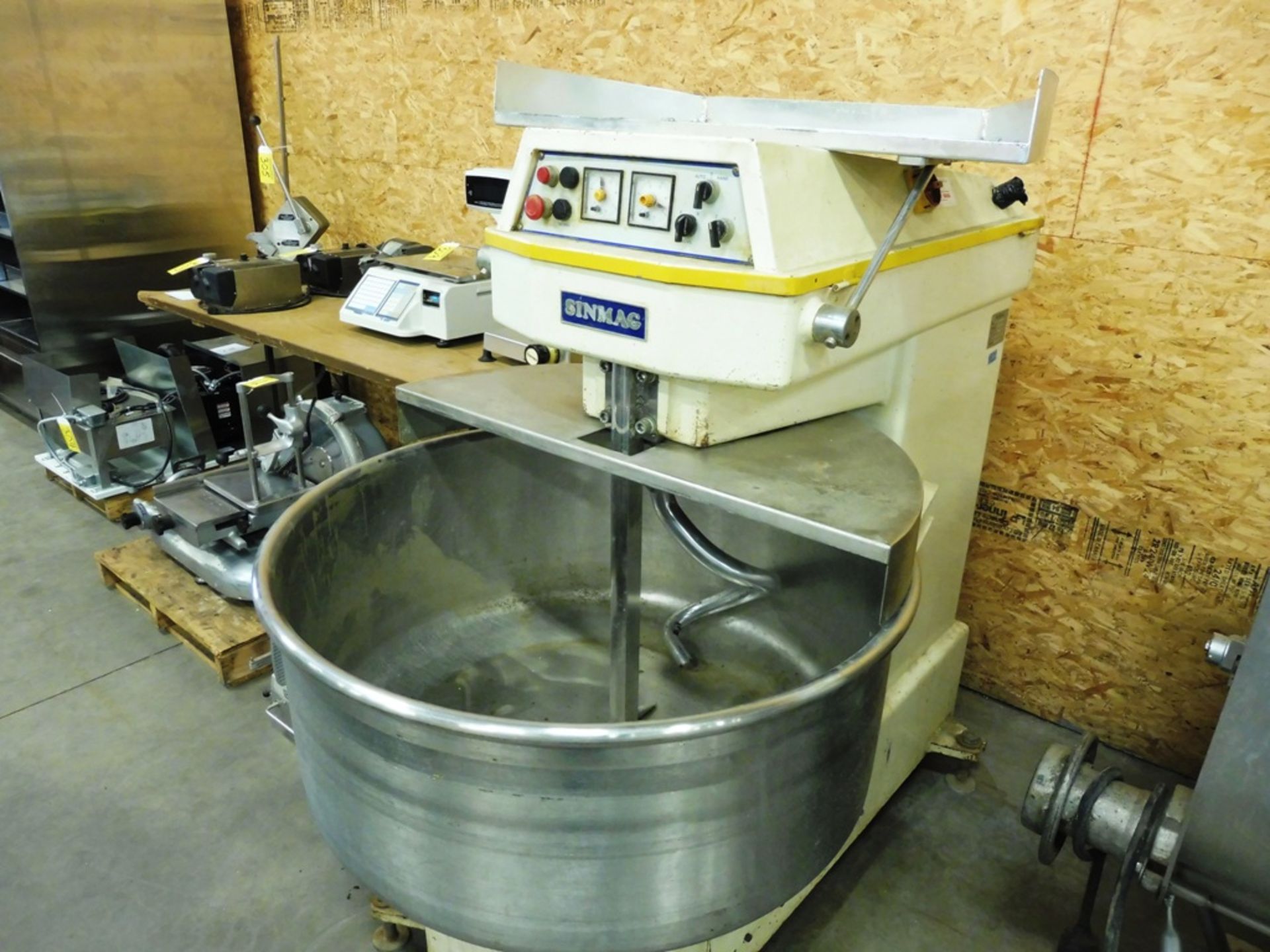 SINMAG SM160D 160Kg SPIRAL MIXER - 3PH S/N Q10075 - Image 2 of 2