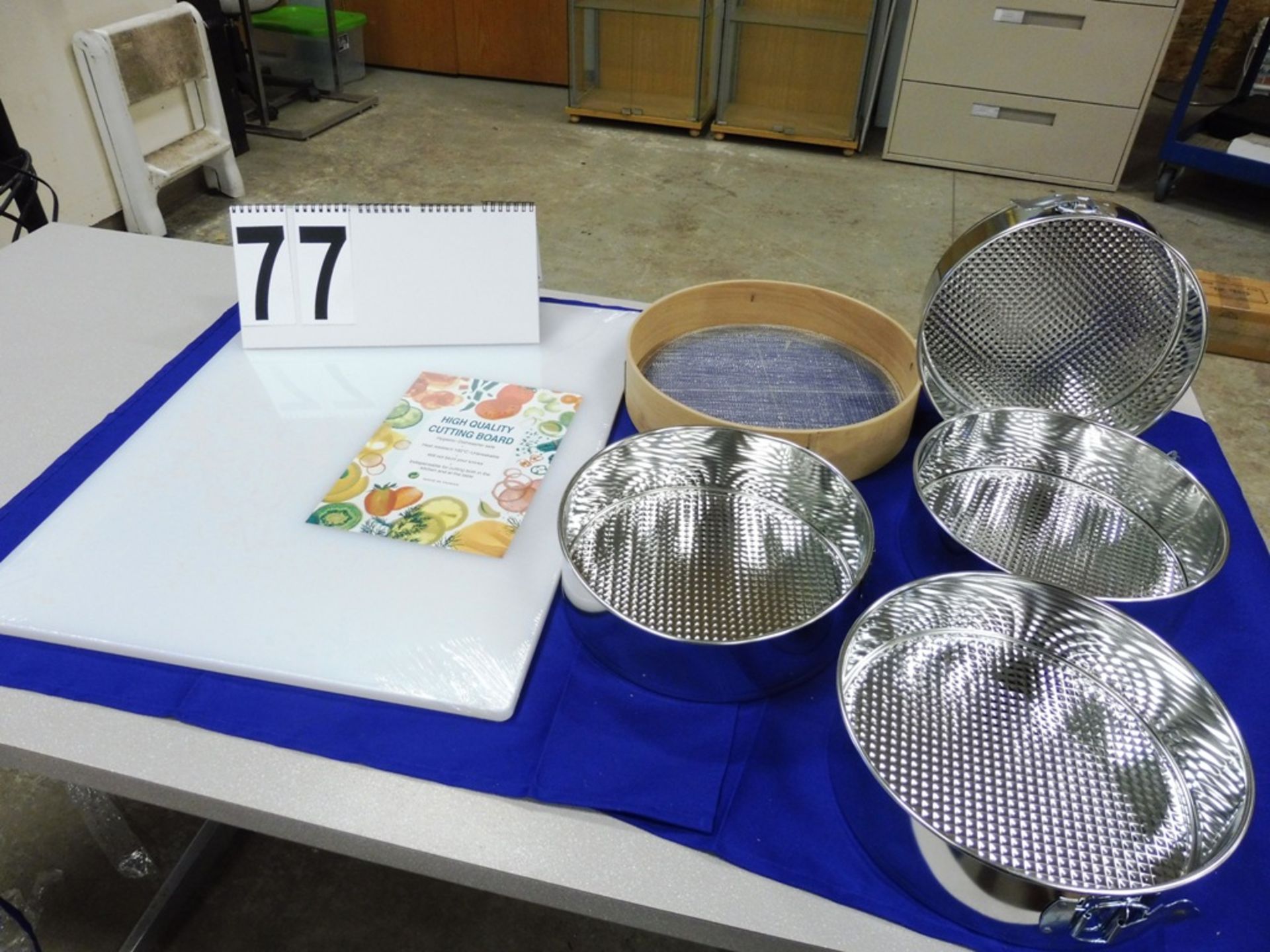 L/O CUTTING BOARD, 4-RND 12" SPRING PANS & FLOUR SIFTER