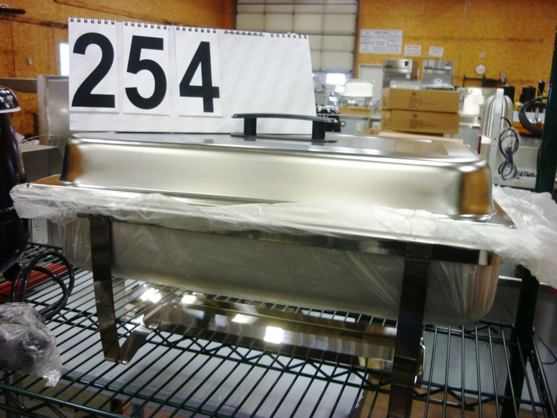 FOLDING CHAFING DISH W/ INSERT - Image 2 of 2