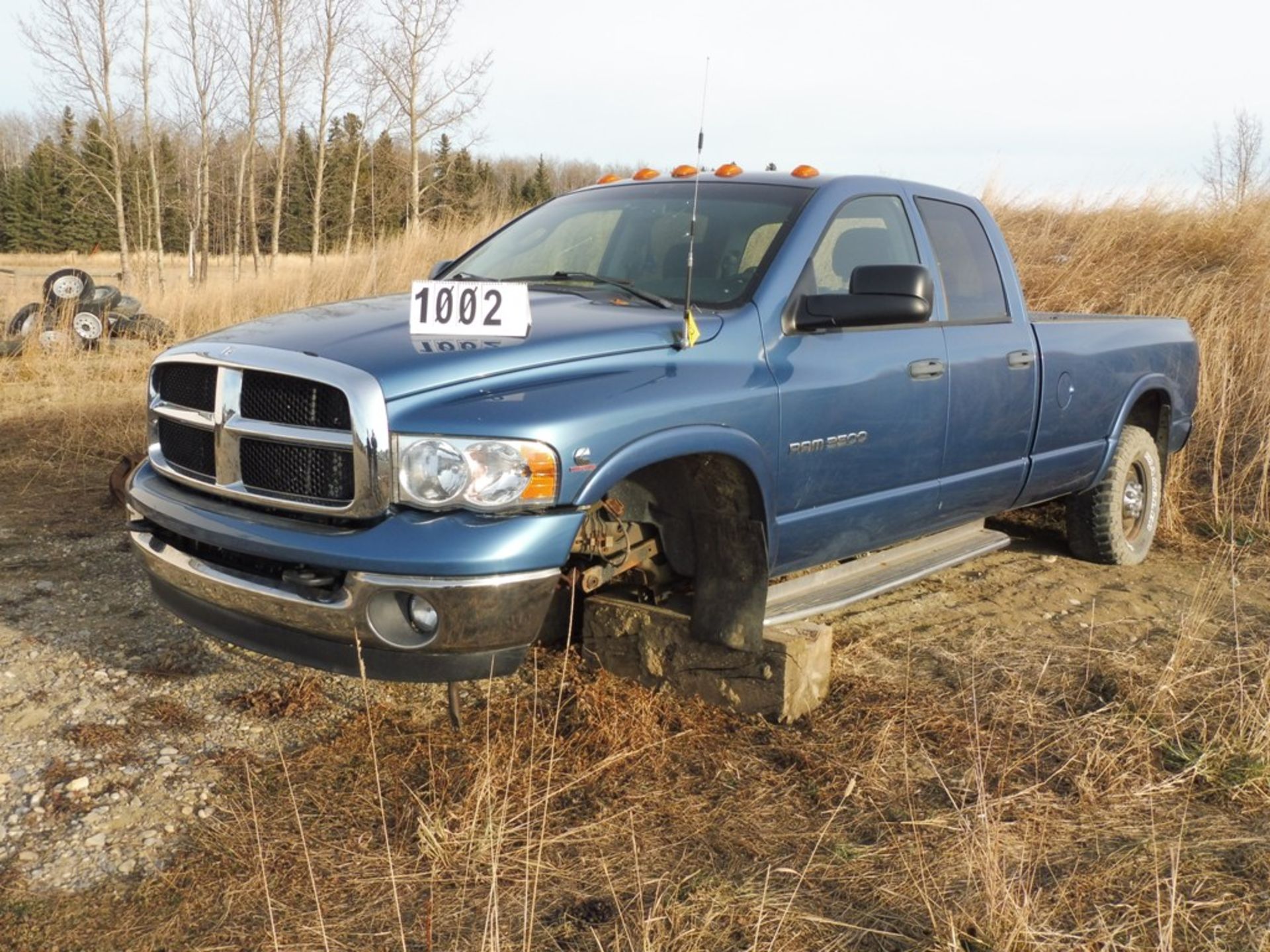 2005 Dodge RAM 3500 SLE QUAD CAB LB 4X4 TRUCK SELLING AS IS - PARTS ONLY